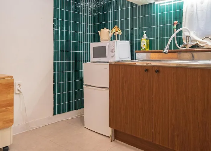 Lush In With 4 Beds, 3 ソウル特別市