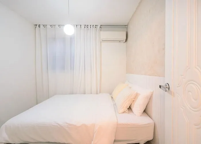 アパート Lush In With 4 Beds, 3 ソウル特別市